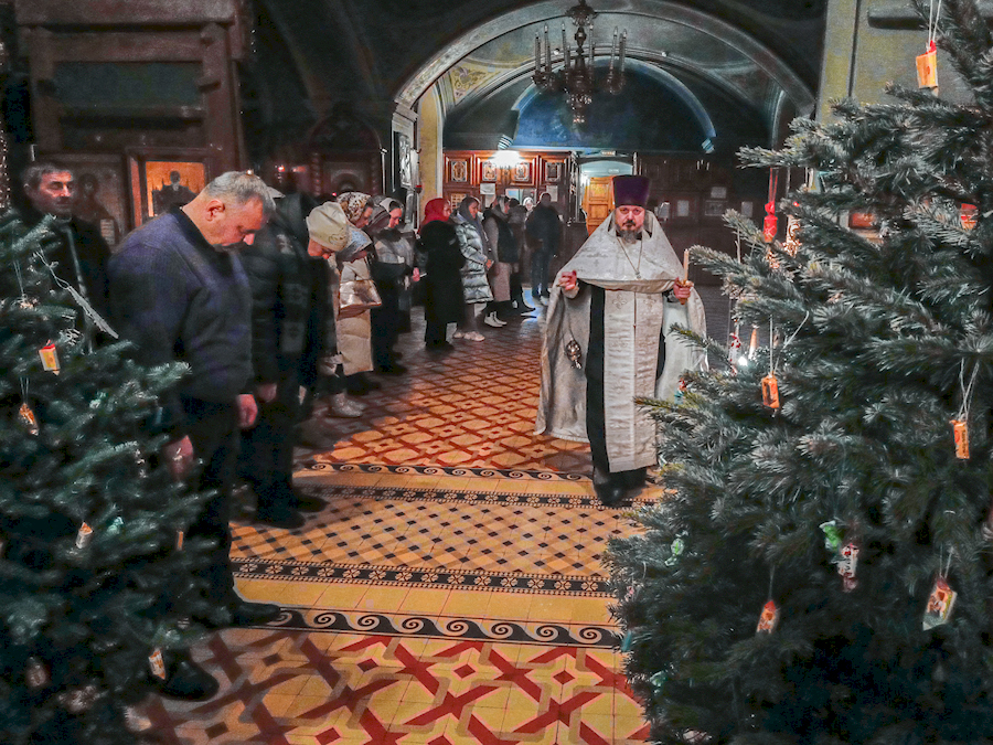 Всенощное бдение на праздник Рождества Христова. 6 января 2024 года 